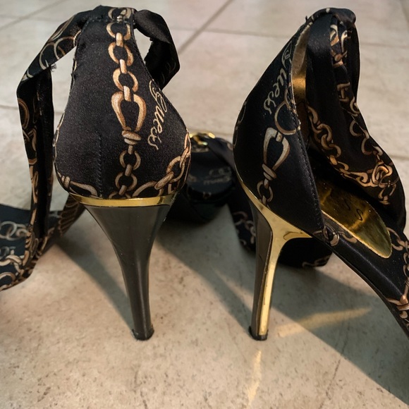 Guess by Marciano Lace up Shoes - Picture 3 of 7